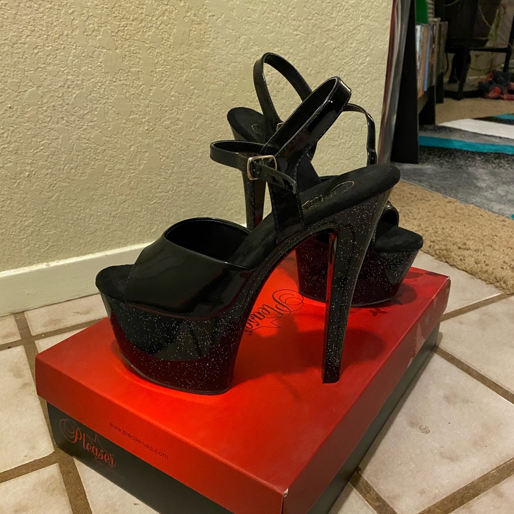 Pleaser. Black with rainbow glitter. Size 9.